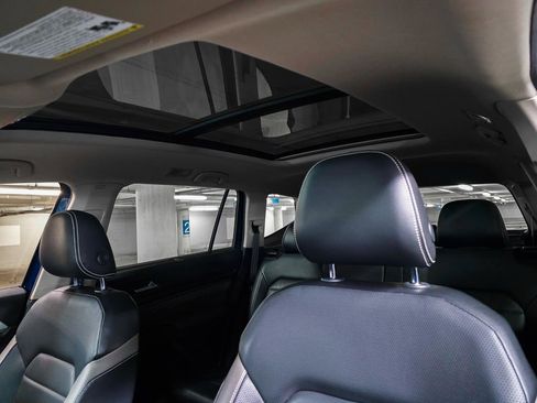 Used 2022 Volkswagen Atlas SEL Premium image 20