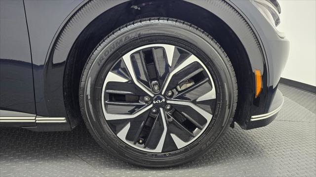 Used 2024 Kia EV6 Wind RWD image 36