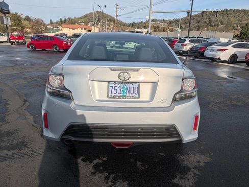 Used 2014 Scion tC image 20