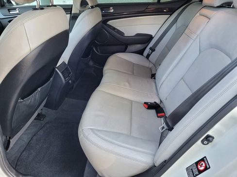 Used 2014 Kia Cadenza Limited FWD image 8