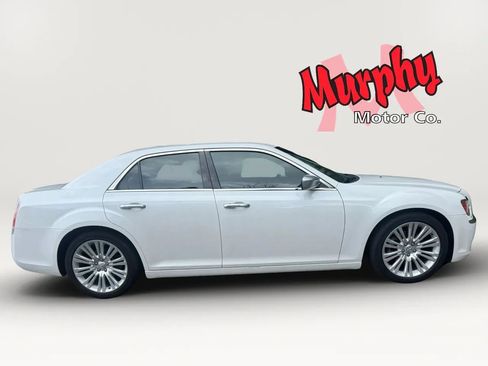 Used 2012 Chrysler 300 C Luxury Series RWD image 9