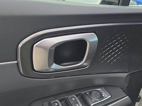 New 2026 Kia Sorento S w/ S Panoramic Sunroof Package FWD image 18