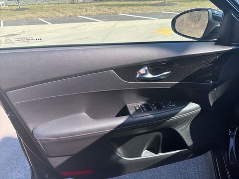 Used 2023 Kia Forte GT image 10