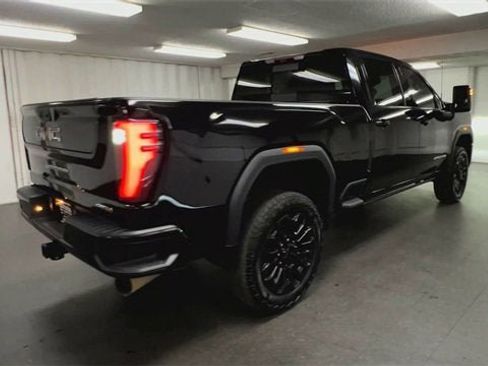 Certified 2024 GMC Sierra 2500 AT4 w/ AT4 Premium Plus Package image 8