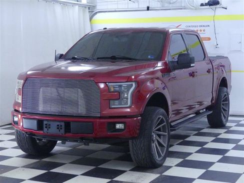 Used 2016 Ford F150 XLT w/ Equipment Group 302A Luxury AWD/4WD image 4