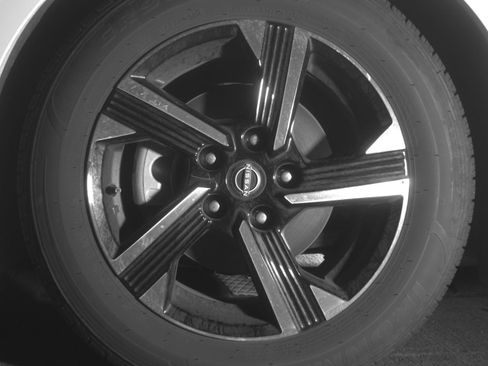 Used 2025 Nissan Sentra SV FWD image 12