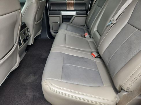 Used 2018 Ford F150 Lariat RWD image 24
