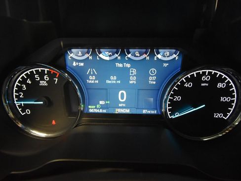 Used 2022 Ford F150 XLT w/ Equipment Group 301A Mid image 10