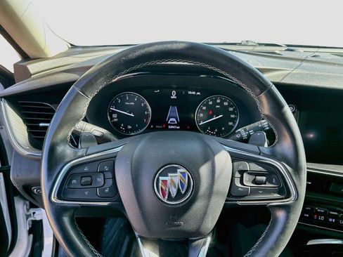 Used 2022 Buick Envision Essence w/ Technology Package I FWD image 14