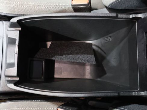 Used 2021 Ford Escape SE w/ Convenience Package image 35