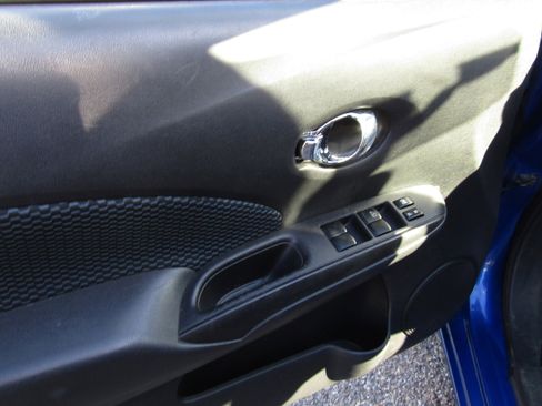 Used 2015 Nissan Versa Note SV w/ SL Tech Package image 14
