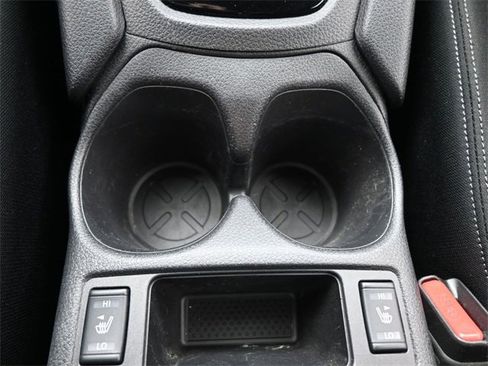 Used 2020 Nissan Rogue SV image 4