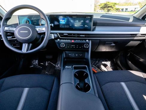 Used 2024 Hyundai Sonata SEL FWD image 12