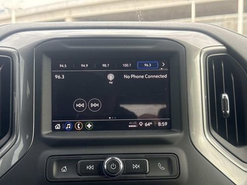 Used 2024 Chevrolet Silverado 1500 Custom image 14