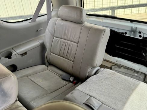 Used 2003 Toyota Sequoia SR5 RWD image 15