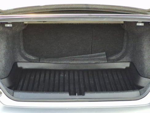 Used 2021 Honda Civic Touring image 6