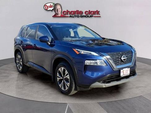 Certified 2023 Nissan Rogue SV image 7