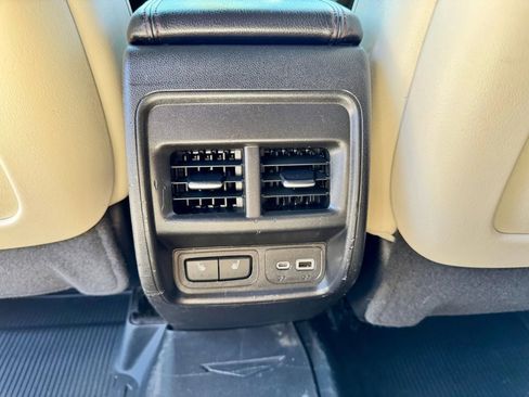 Used 2020 Cadillac XT4 Sport image 18