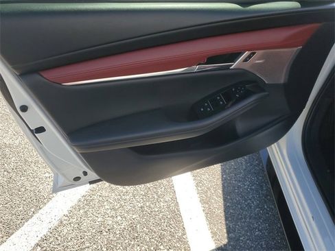 Certified 2023 MAZDA MAZDA3 Hatchback w/ Appearance Package image 20