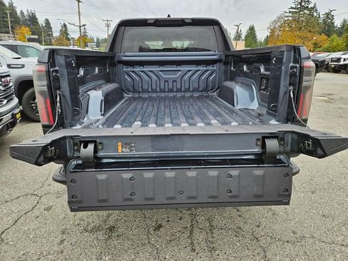 New 2026 GMC Sierra EV Elevation AWD/4WD image 9