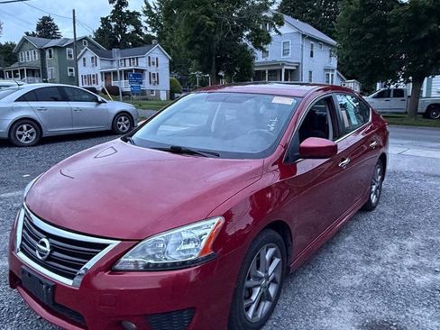 Used 2013 Nissan Sentra SR w/ Premium Pkg FWD image 1