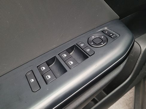 Used 2025 Kia K4 FWD image 27