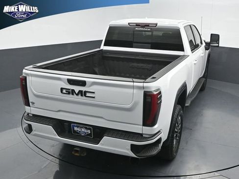 Used 2024 GMC Sierra 2500 AT4 w/ Technology Package image 15