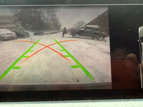 Used 2020 BMW 330i xDrive Sedan w/ Convenience Package image 17