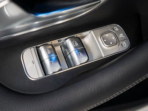 New 2026 Mercedes-Benz GLS 580 4MATIC image 16