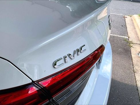 Used 2024 Honda Civic Sport image 24