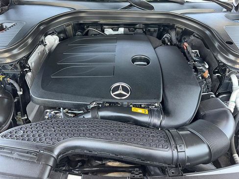 Used 2022 Mercedes-Benz GLC 300 image 32