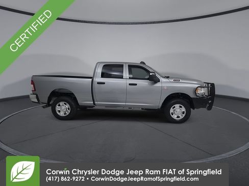 Used 2024 RAM 2500 Tradesman w/ Chrome Appearance Group AWD/4WD image 17