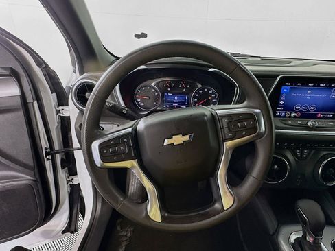 Used 2021 Chevrolet Blazer LT FWD image 11