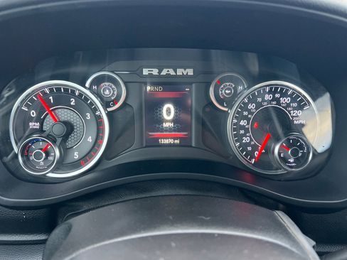 Used 2019 RAM 2500 Big Horn image 23