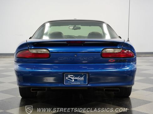 Used 1995 Chevrolet Camaro Z28 RWD image 11