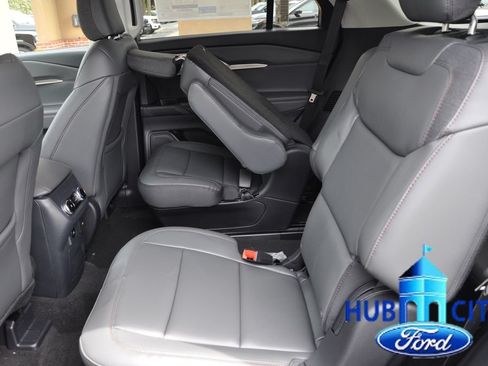 New 2026 Ford Explorer Active w/ Active Comfort Package RWD image 11