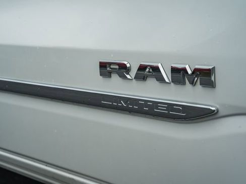 Used 2019 RAM 1500 Limited AWD/4WD image 22