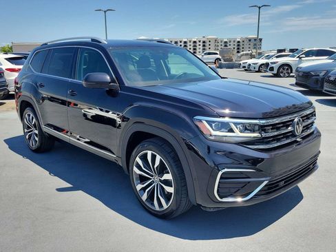 Used 2023 Volkswagen Atlas SEL Premium AWD/4WD image 8