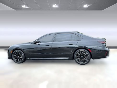 Certified 2023 BMW 740i w/ Parking Assistance Package RWD image 2