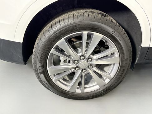 Used 2024 Cadillac XT5 Premium Luxury image 33