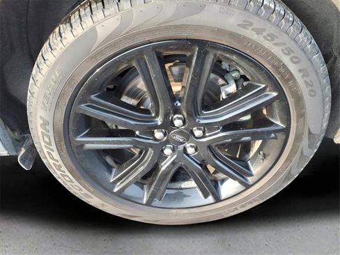 Used 2024 Ford Edge ST-Line image 12