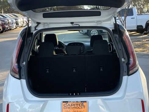 Used 2024 Kia Soul LX w/ Option Group 015 image 24