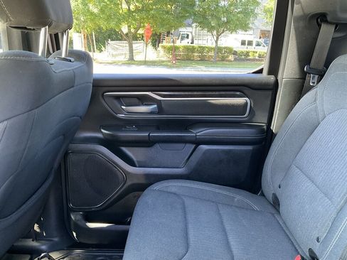 Used 2019 RAM 1500 Big Horn RWD image 14
