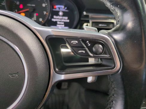 Used 2018 Porsche Macan image 29