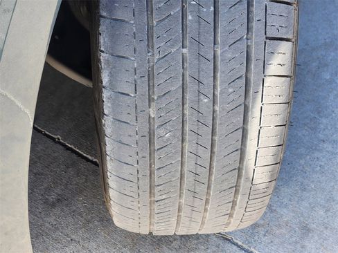 Certified 2024 Kia Carnival SX image 11