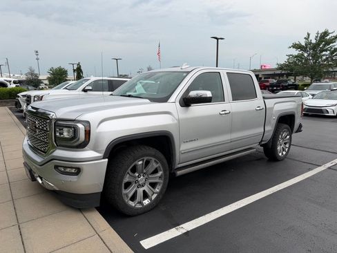Used 2018 GMC Sierra 1500 Denali w/ Denali Ultimate Package AWD/4WD image 2