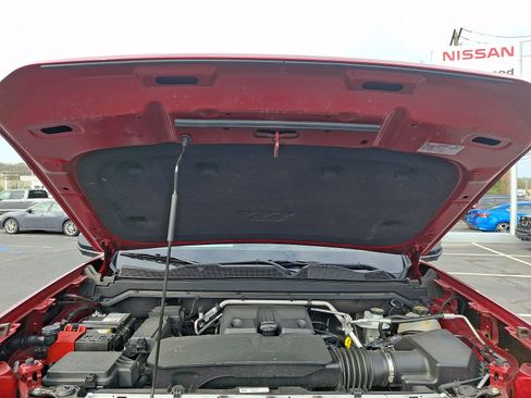 Used 2024 GMC Canyon AT4X w/ AT4X AEV Edition image 27