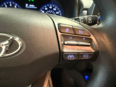 Used 2023 Hyundai Kona SEL AWD/4WD image 30
