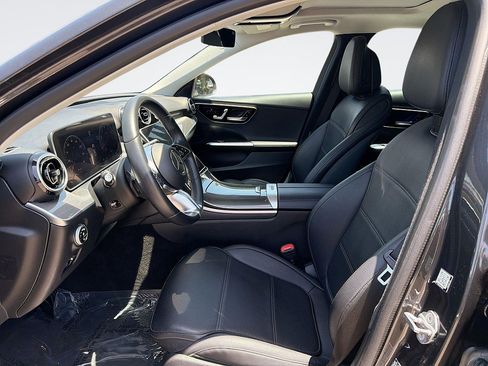 Used 2022 Mercedes-Benz C 300 Sedan image 21