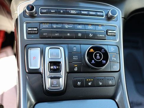 Certified 2022 Hyundai Santa Fe Calligraphy image 29